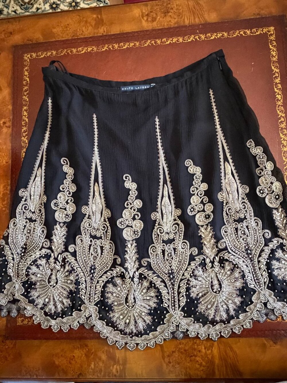 Brand new black Ralph Lauren skirt, Size 8. - Picture 1 of 7